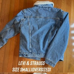 *NEW WITH TAGS* Levi & Strauss Jean Jacket with fuzzy teddy bear inside!!